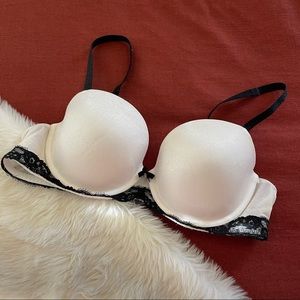 Victoria’s Secret lined Demi shimmer white bra 38C